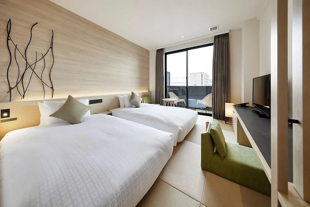 Royal Twin Hotel Kyoto Hachijoguchi 4*,
